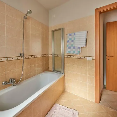 New Style Apartment Garda (Verona)